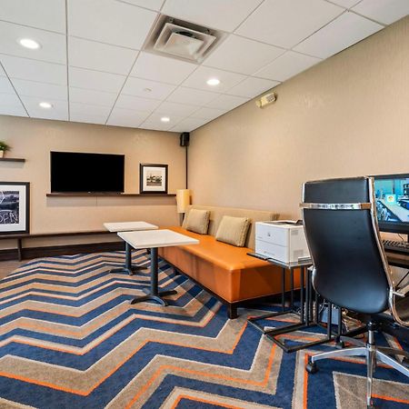 Hampton Inn Ridgefield Park Exteriör bild