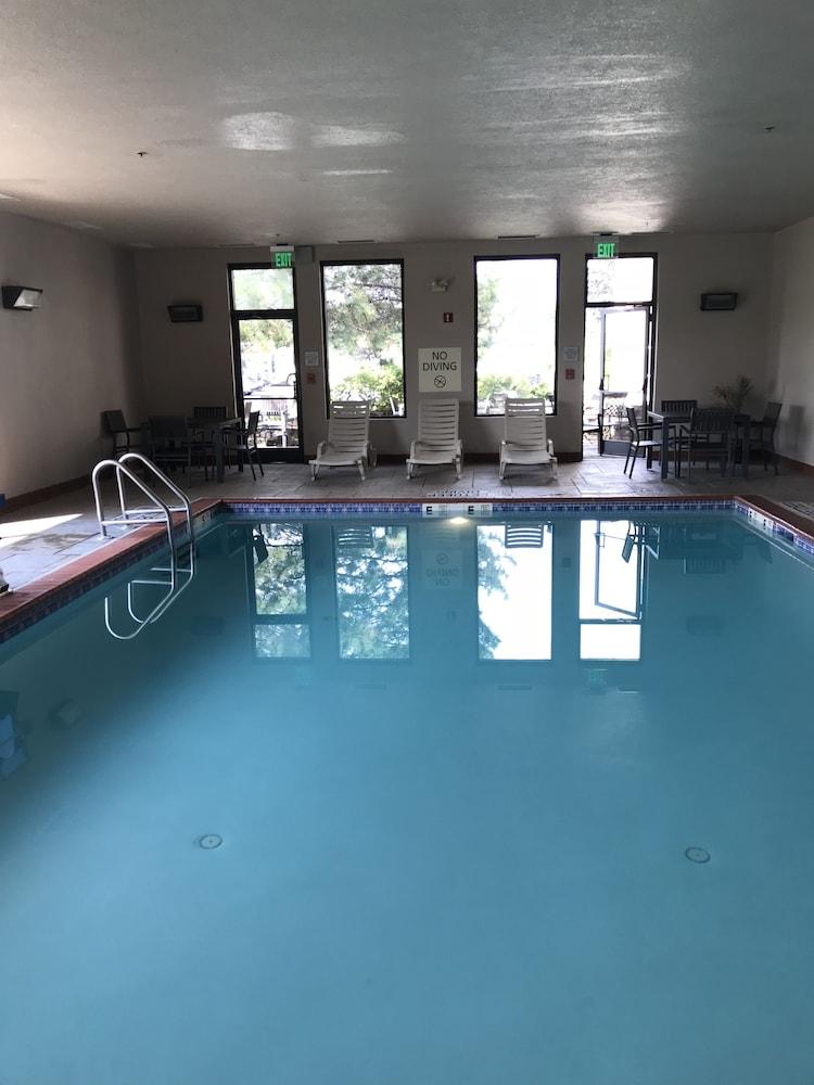 Hampton Inn Ridgefield Park Exteriör bild