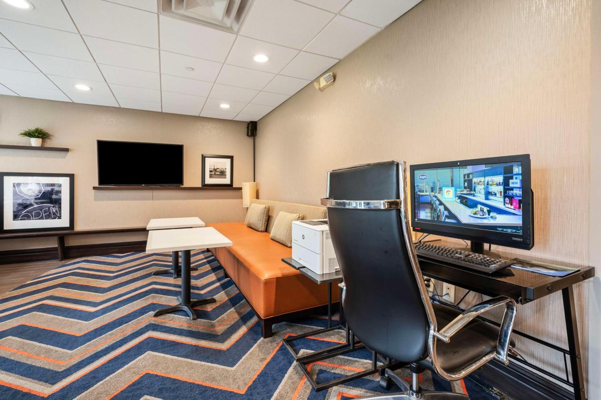 Hampton Inn Ridgefield Park Exteriör bild