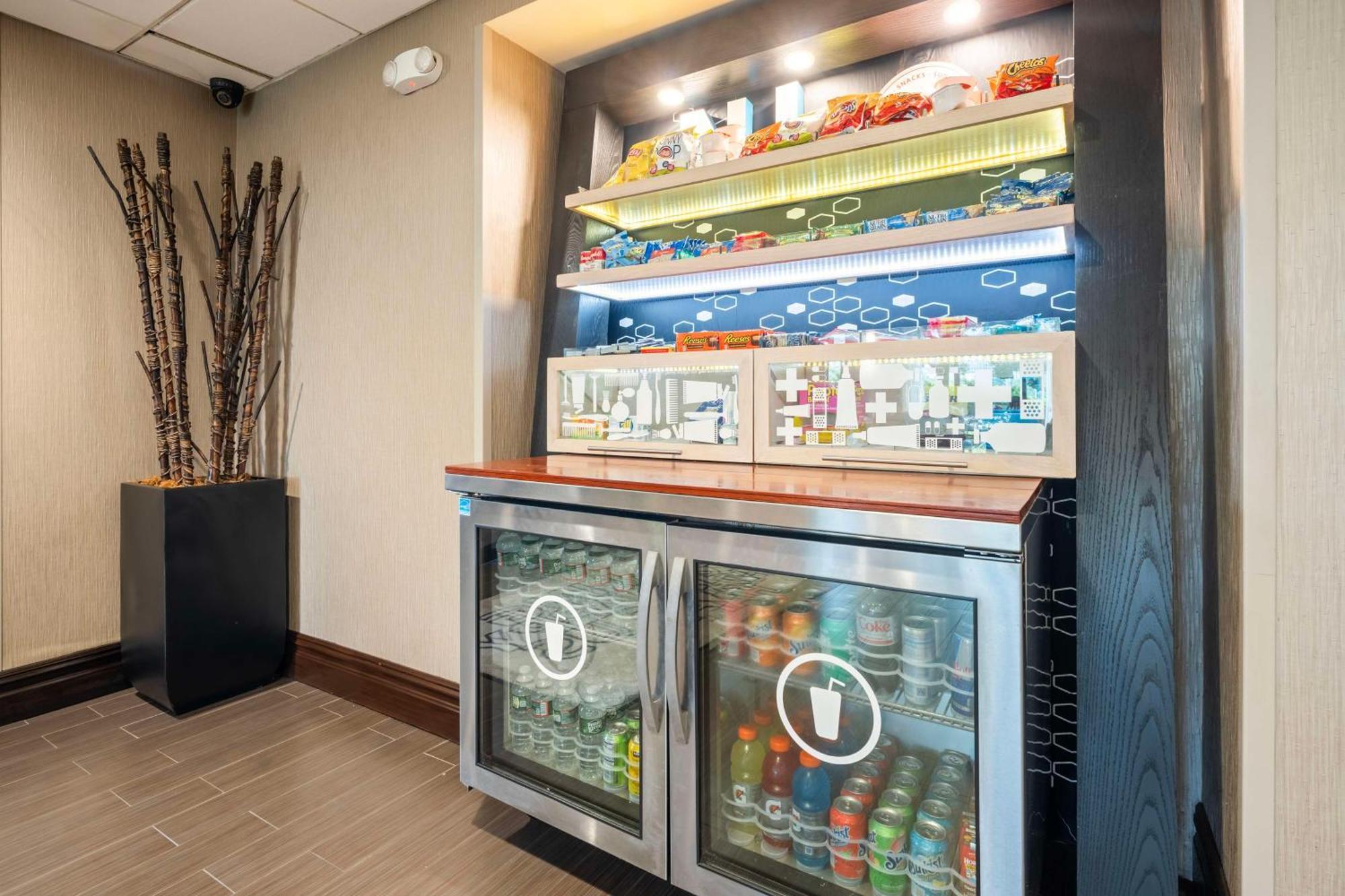 Hampton Inn Ridgefield Park Exteriör bild