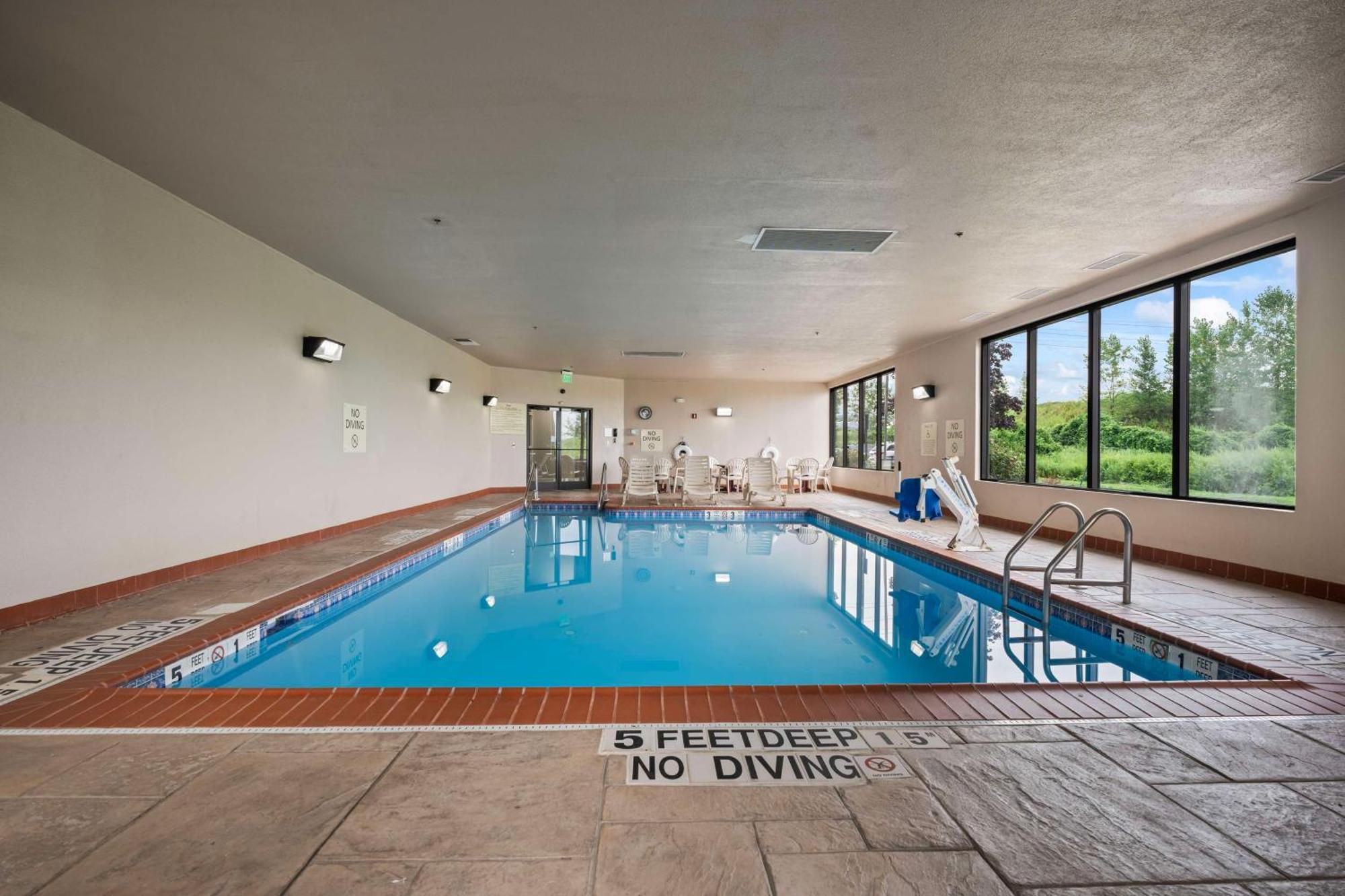 Hampton Inn Ridgefield Park Exteriör bild