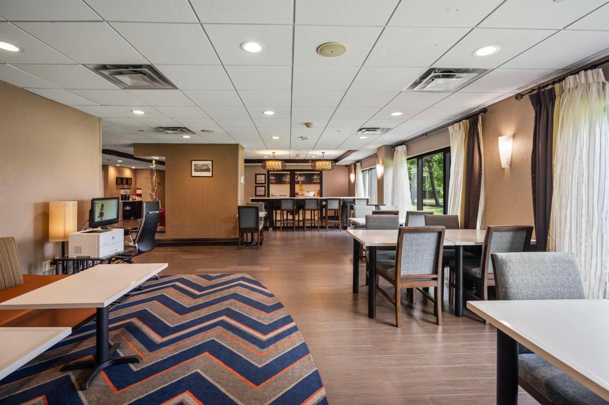 Hampton Inn Ridgefield Park Exteriör bild